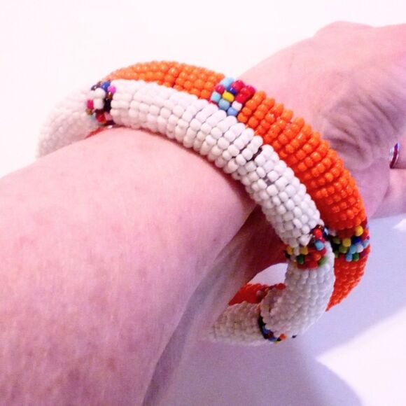 Pair of Wrapped Seed Bead Bangle Bracelets in Orange and White - Picture 4 of 4